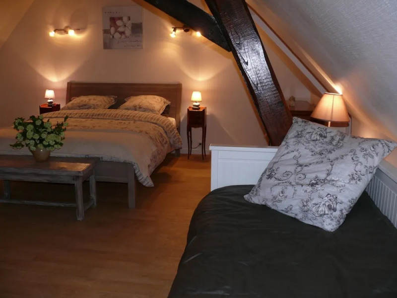 Gîte à lombre des chênes