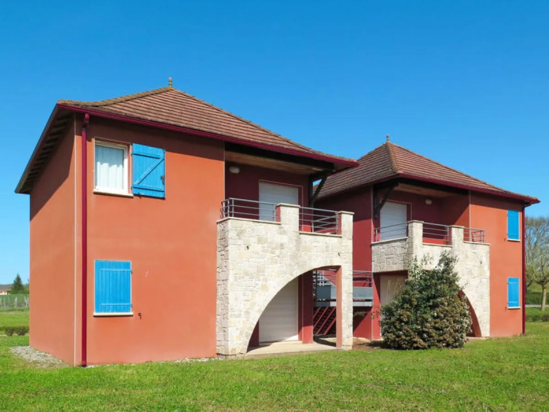 Le Domaine de Claire Rive (PYC402)