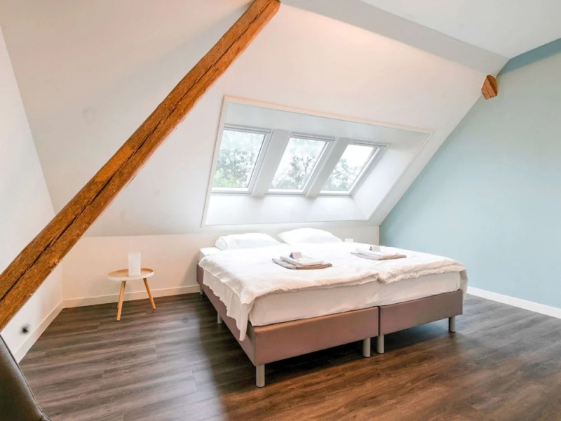 Spacious Farmhouse With Sauna, Hottub