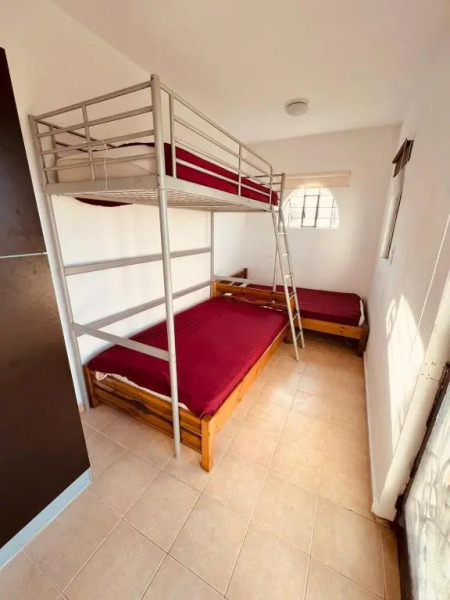 Small house 50 m from the beach