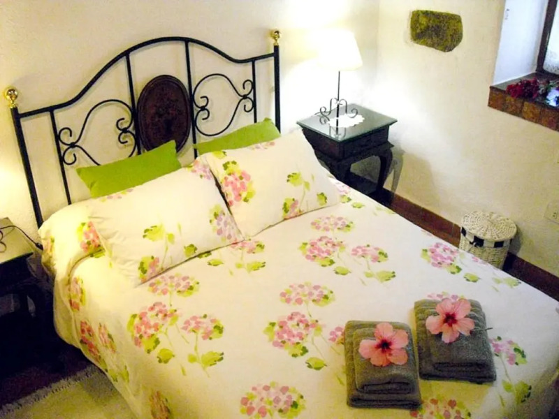 House with 2 bedrooms in San Cristobal de La Laguna with wonderful sea view shared pool enclosed garden 3 km from the beach