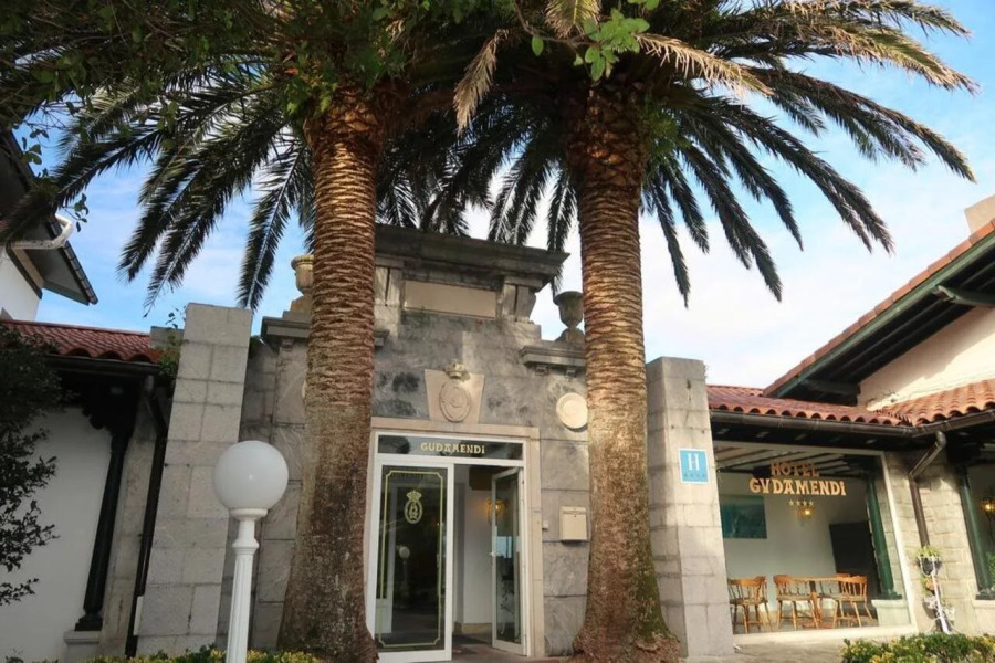 Hotel Gudamendi