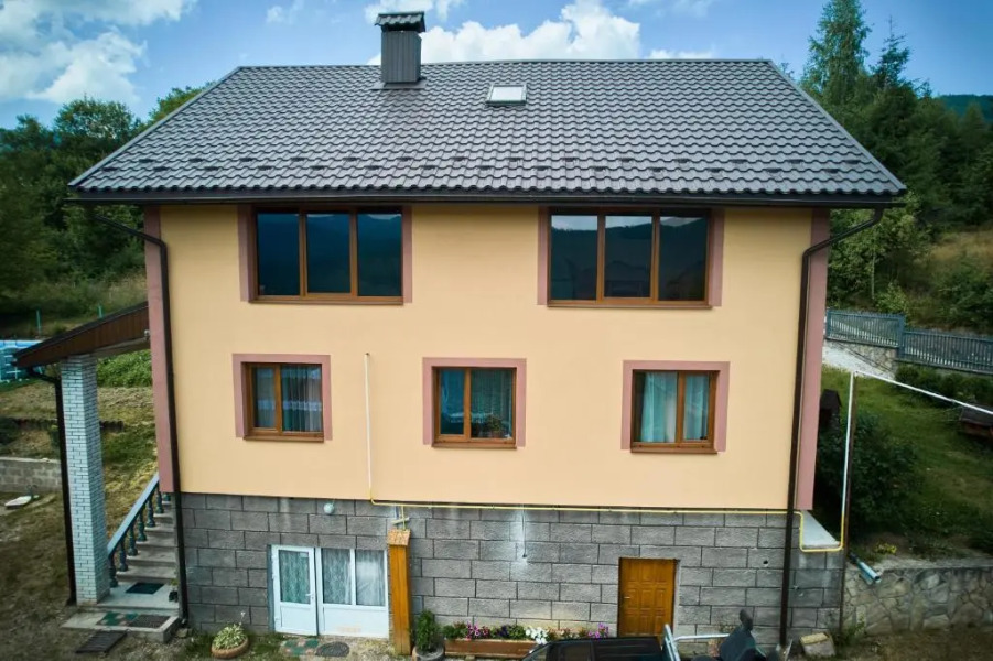 Gazdіvska Hata Guest House