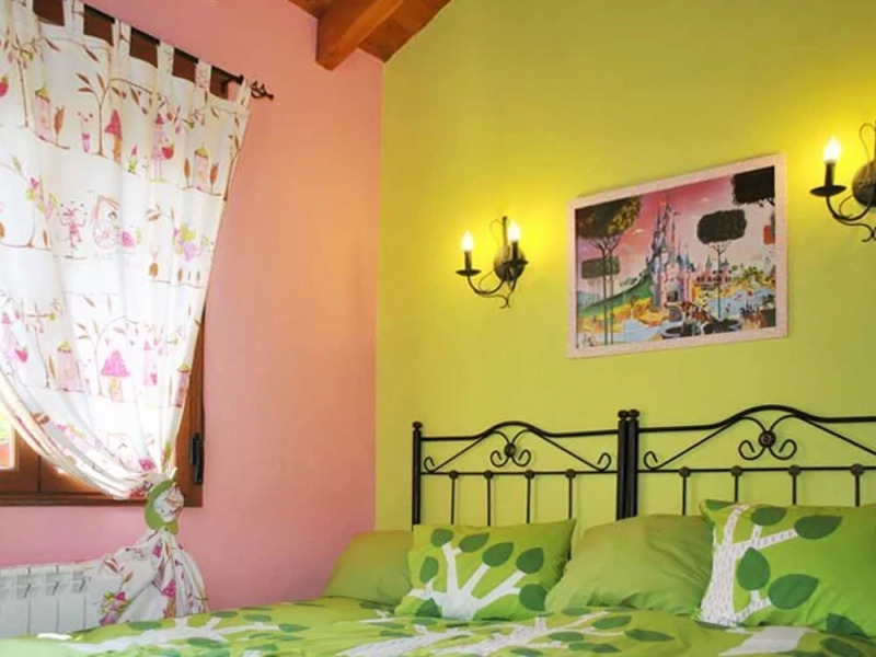 Rustic, 3-bedroom House in Villamanín With a Furnished Terrace, Garden