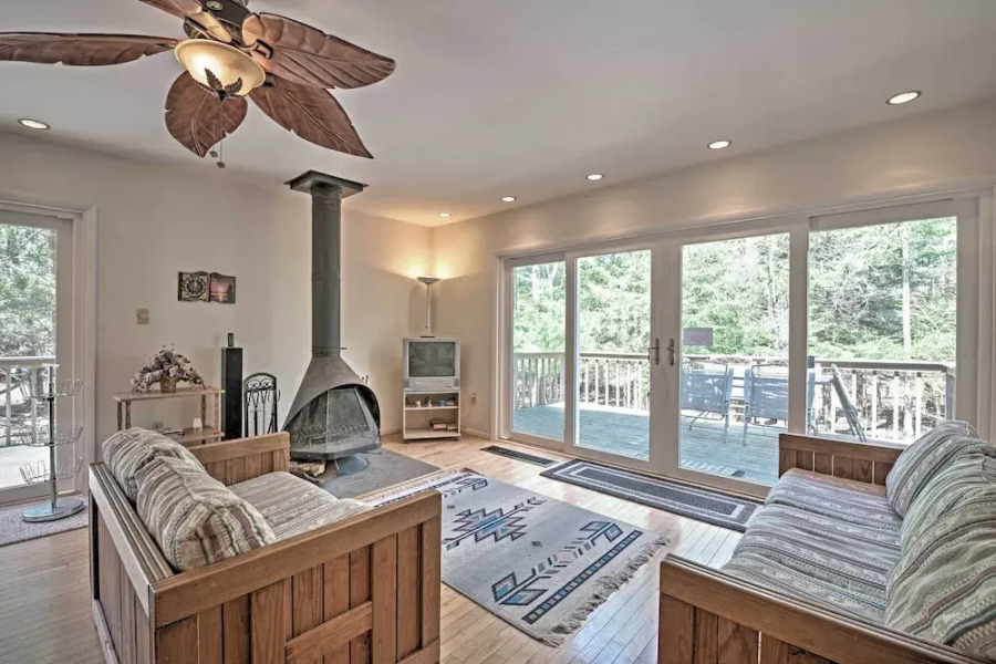 Creekside Arrowhead Lake House w/ Dock & Canoe!