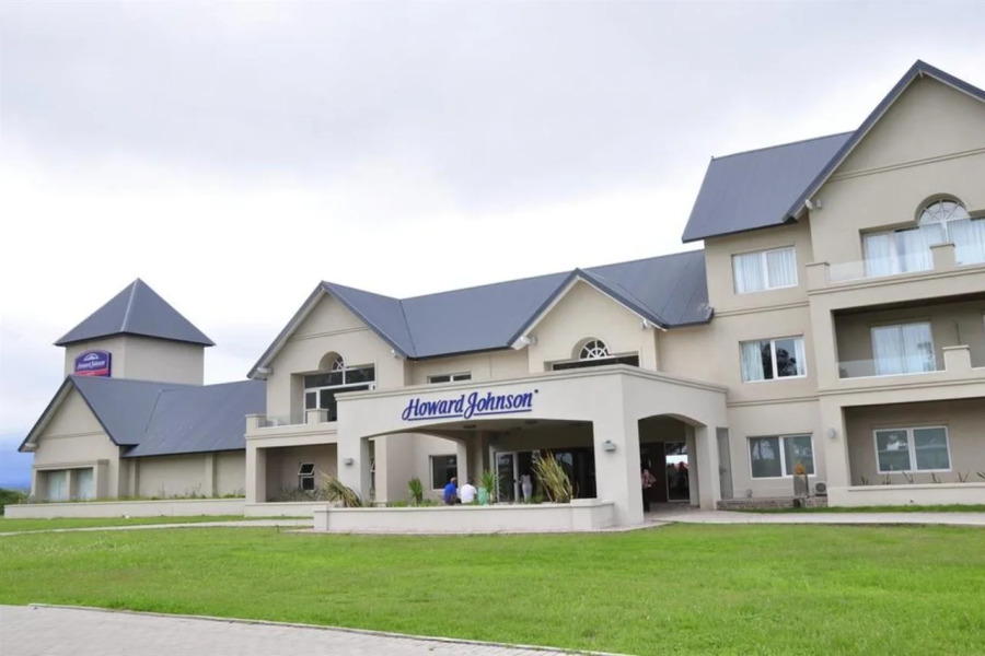 Howard Johnson by Wyndham Piedras Moras