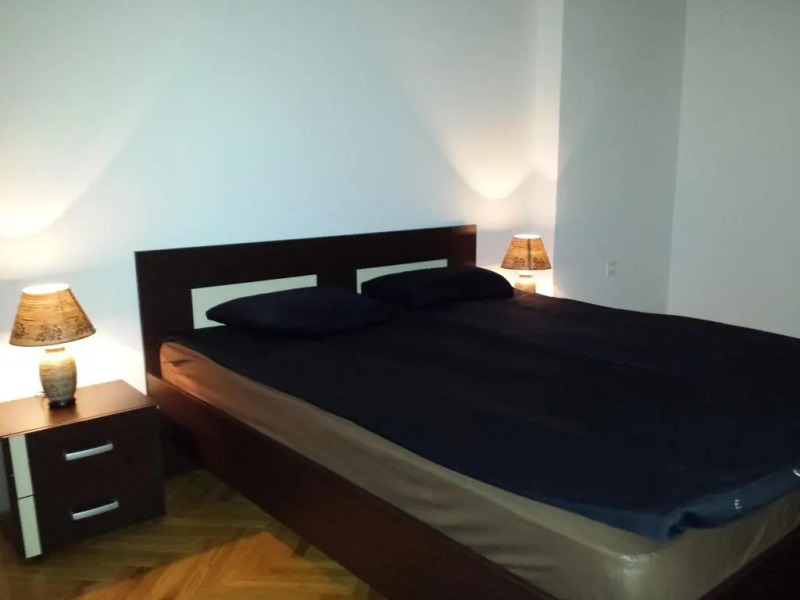 Cosmopolitan Apartments