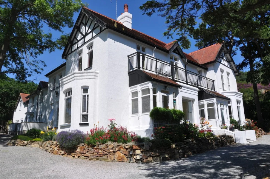 Sychnant Pass Country House