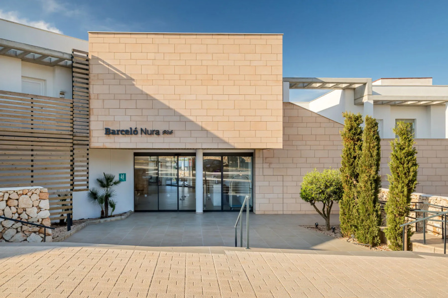 Barcelo Nura