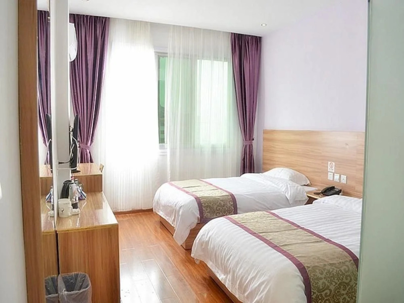 Harbor Impression Hotel Chain