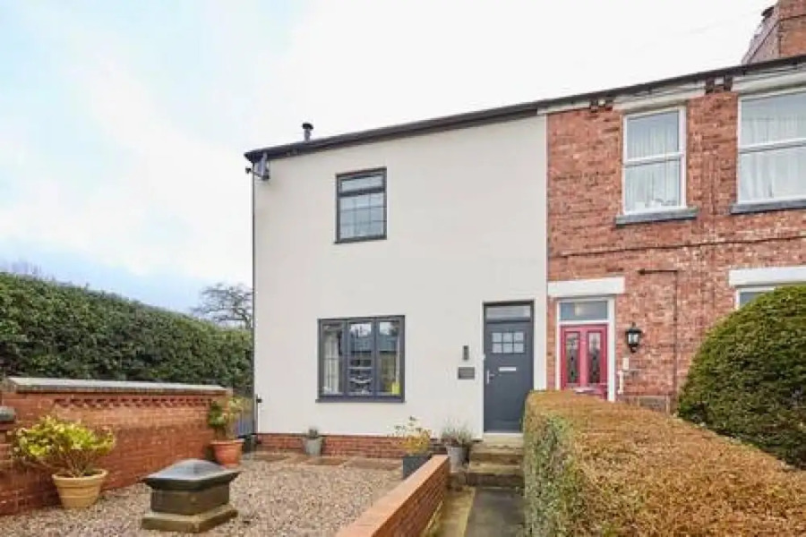 Host Stay Butterfly Cottage