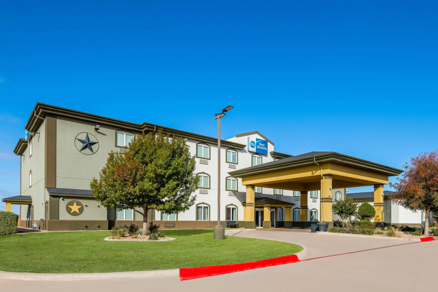 Best Western South Plains Inn & Suites