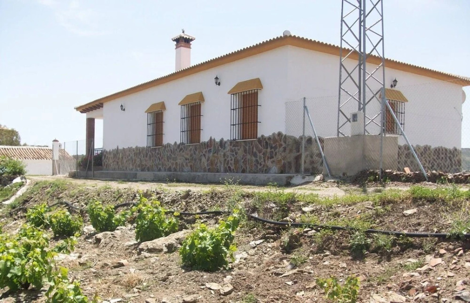 Villa With 5 Bedrooms in Almáchar, With Wonderful Mountain View, Priva
