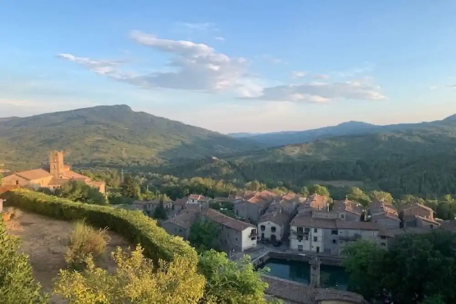 Charming Tuscan Getaway