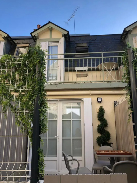 L'IDEAL 9 (hypercentre avec terrasse)