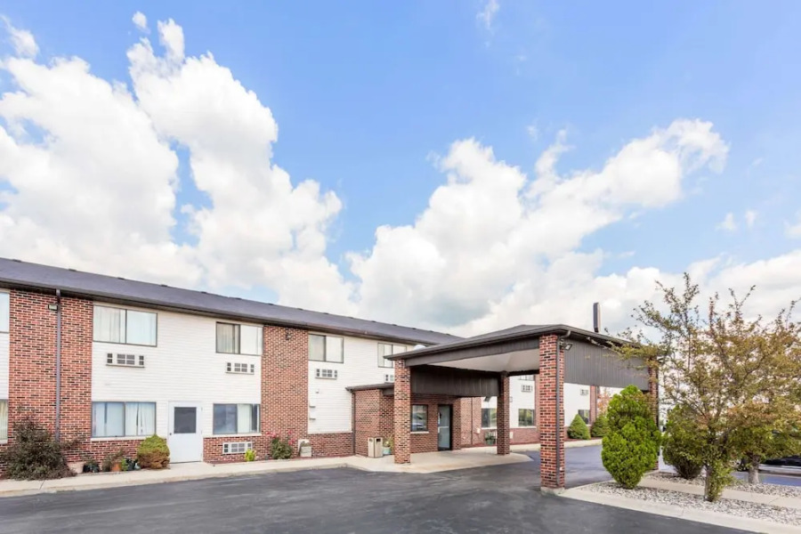 Super 8 Bourbonnais/Kankakee Area