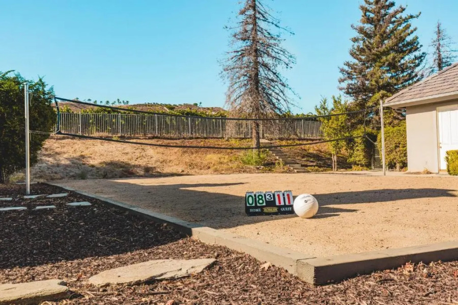 La Barrique by AvantStay Secluded 14 Acre Estate w Vball & Pool