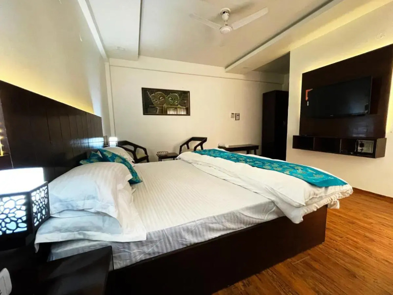 Home-Like Ganpati Infinity Resort