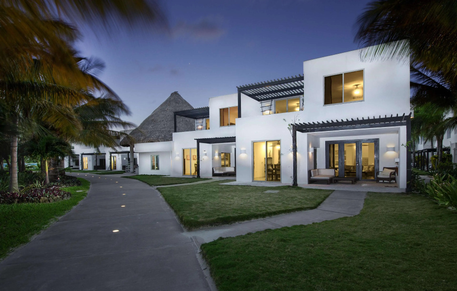 Las Terrazas Resort and Residences Ambergris