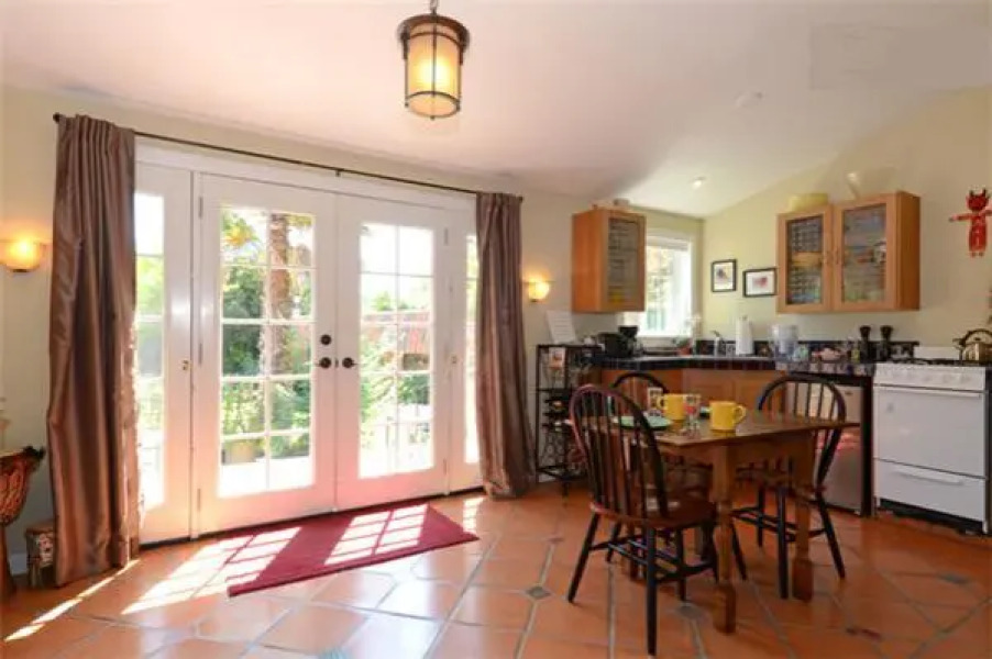 Wine Country Cottage