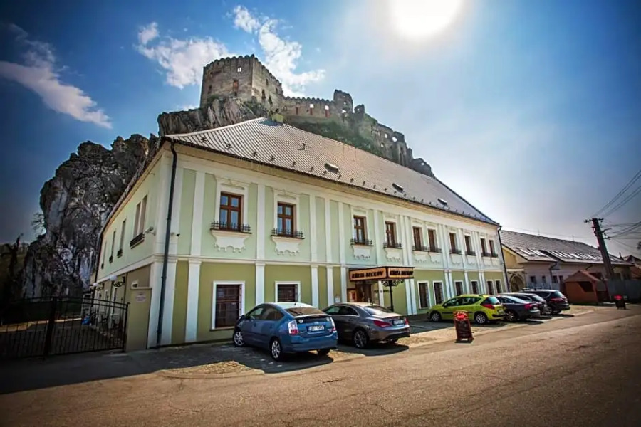 Kúria Beckov - Penzión