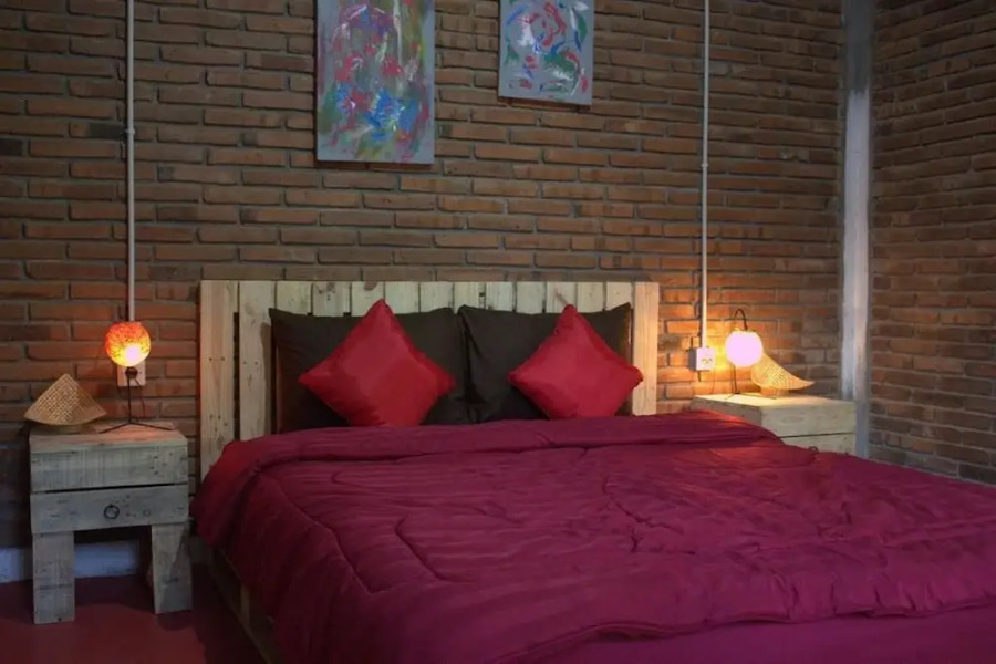 Omah Kulon Cabins and Pool