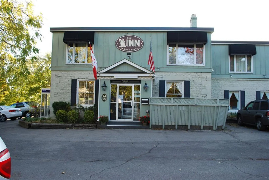 The Inn at Lock Seven