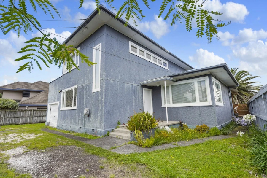 Amazing Home By Beach - Aircon-ed