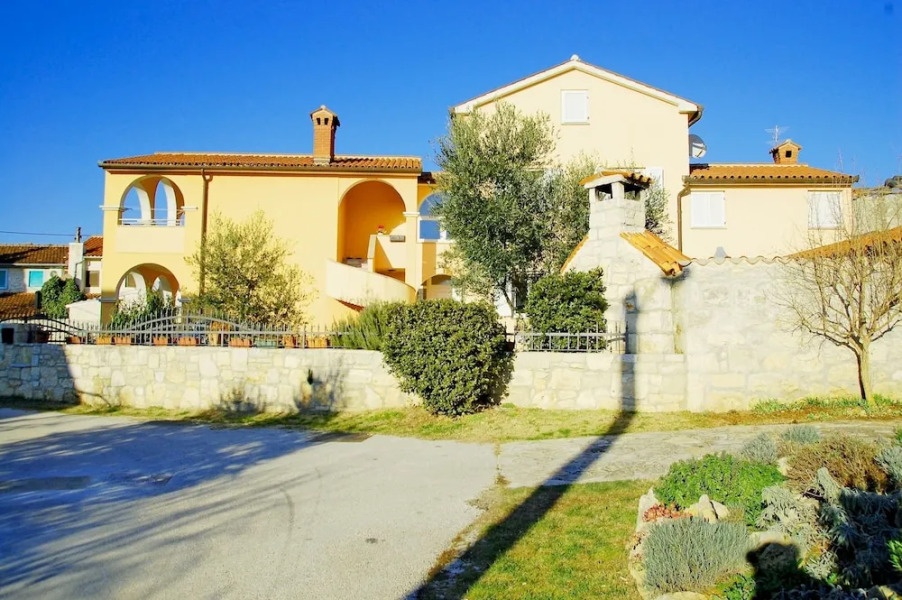 Sol Jardin Apartments