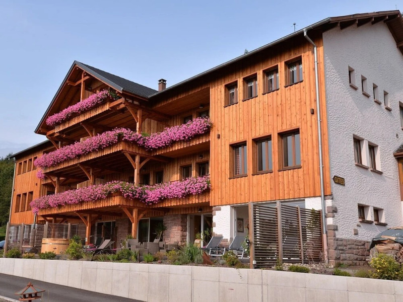 Domaine de Charme Là Haut, Meublés de Tourisme & Spa