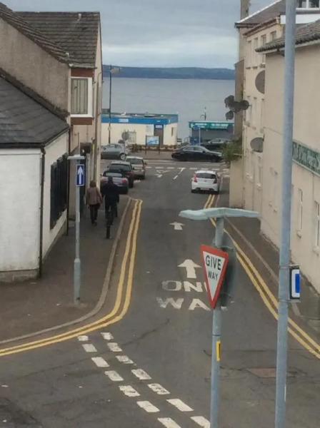 Gables Seaview 4 school Str Largs top floor