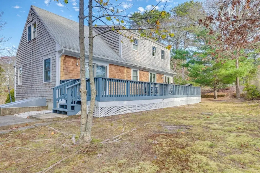 6 Mi to Beach: Home w/ Deck in Brewster!