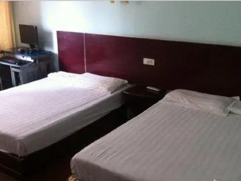 Yuanmou Yuantong Hotel