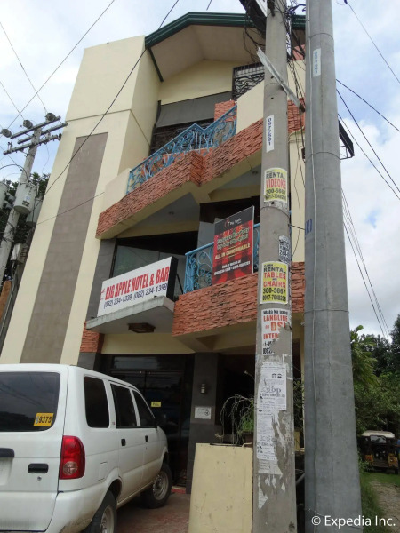 Big Apple Hotel & Bar