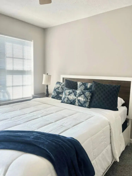 Fantastic Get Away Condo In Strongsville!