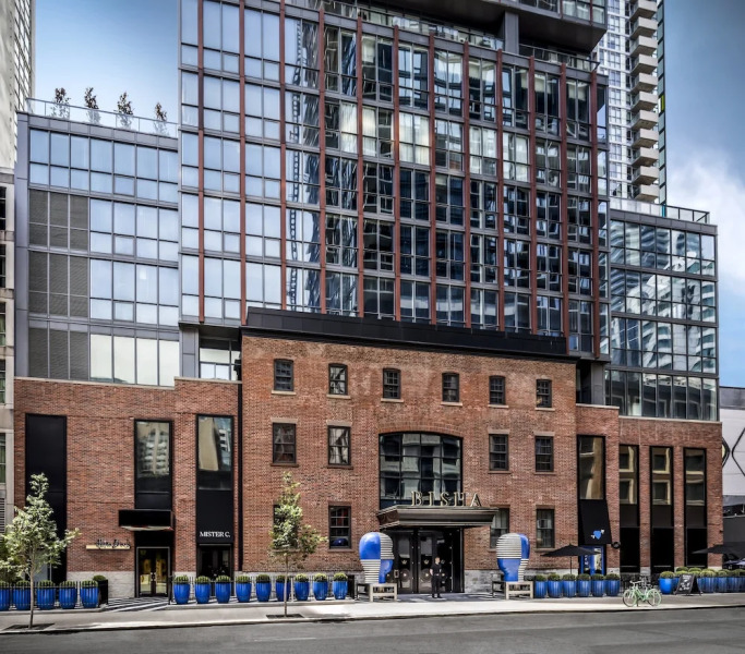 Bisha - 5 Star New Luxury Condo