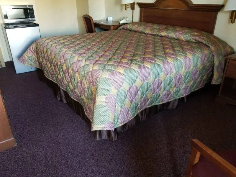 Shore Pointe Motor Lodge of St Clair Shores