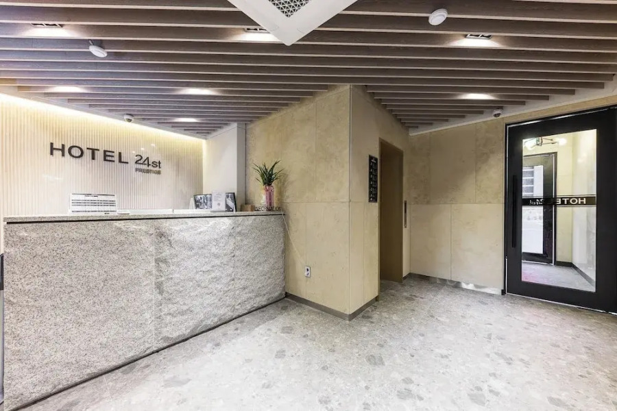 Hotel 24st Urban Brown Seosan Lake Park