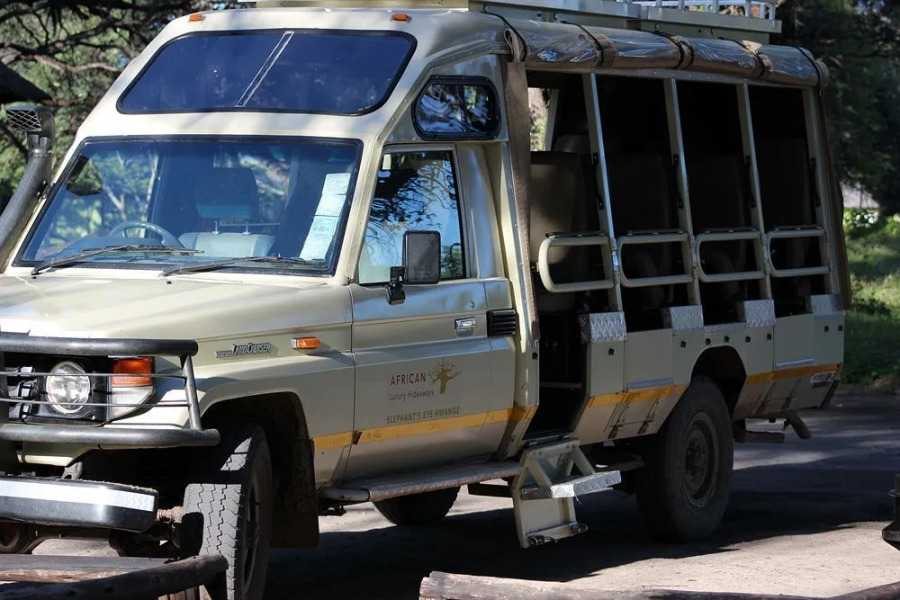 Elephant's Eye, Hwange