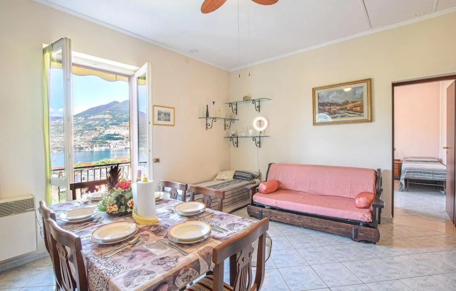 Beautiful Apartment in Monte Isola With 1 Bedrooms and Wifi