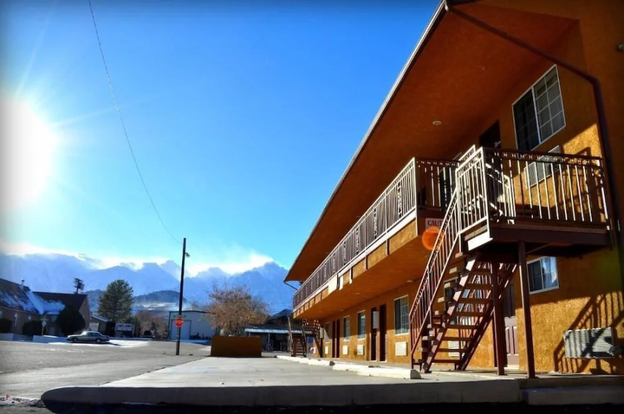 Mt Whitney Motel