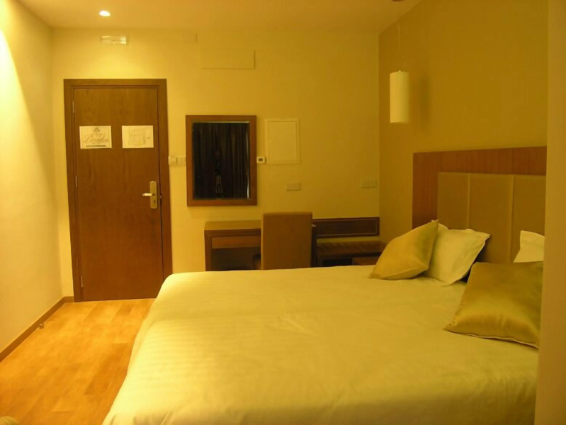 Livadia Hotel Kyperounta