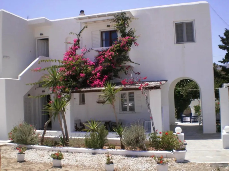 Paros Rita Studios