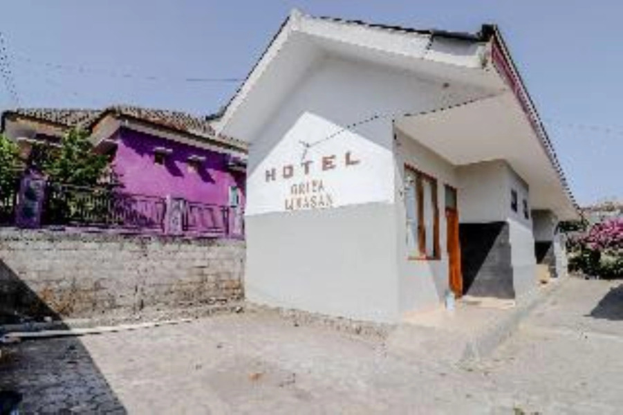Griya Limasan Hotel