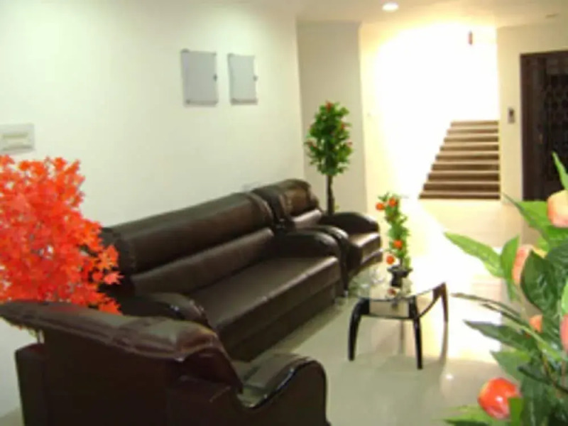 Hotel Nawabs by OYO Rooms