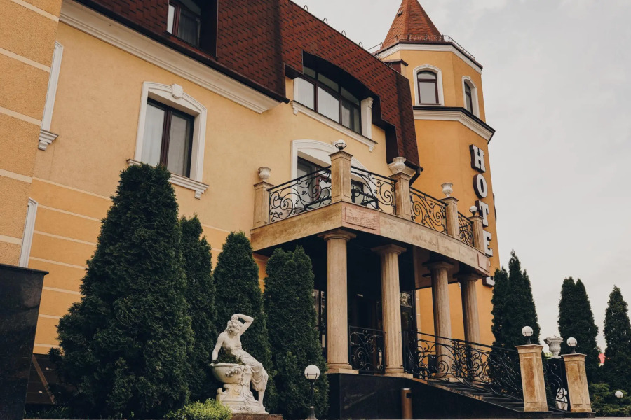 Замковый Парк-Отель