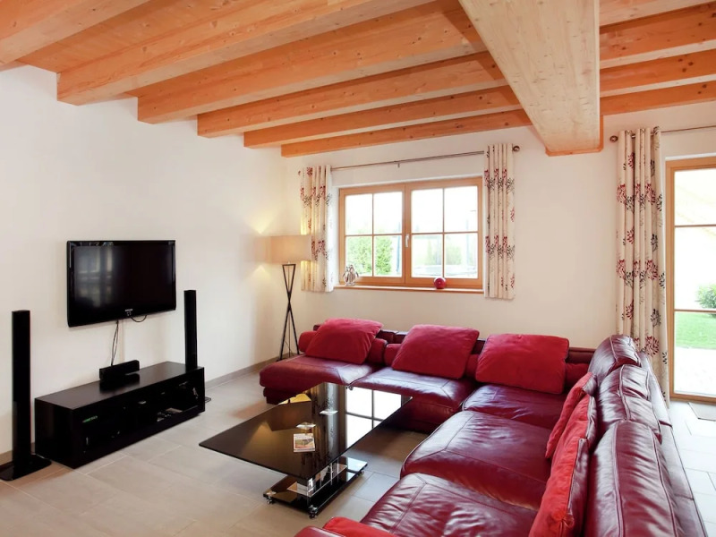 Modern Chalet in Sankt Jakob in Haus With Garden