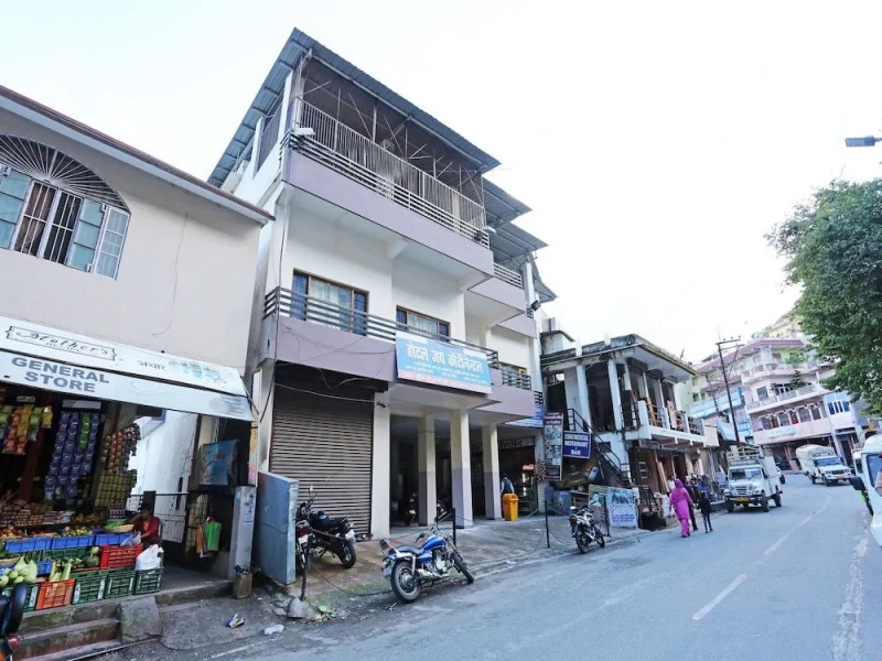 Oyo 19638 Hotel Jay Continental