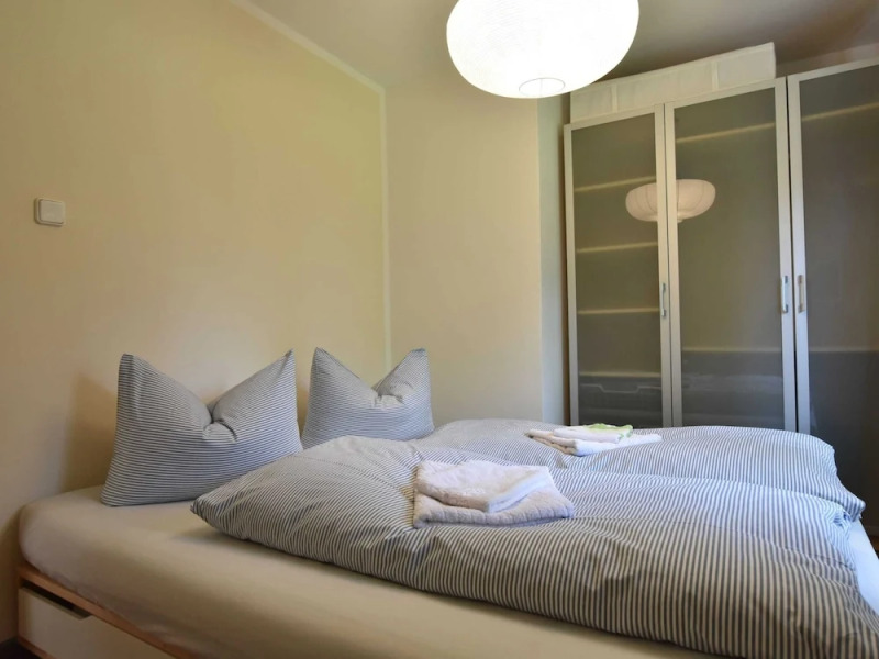 Ferienhaus mit Grossem Garten