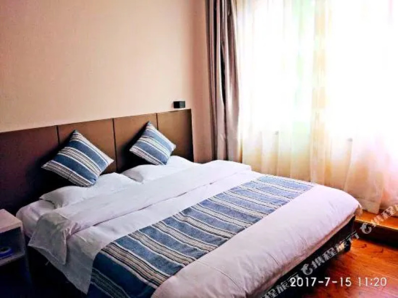 金星精品酒店(广元图腾广场店)